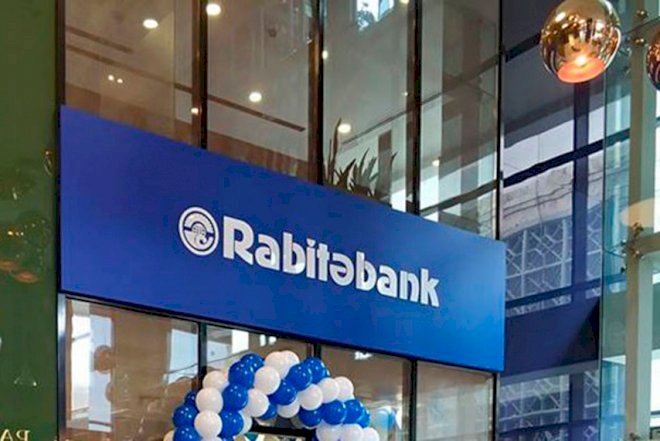      Müştərilər bankdan milyonlarla pulu geri çəkib...     