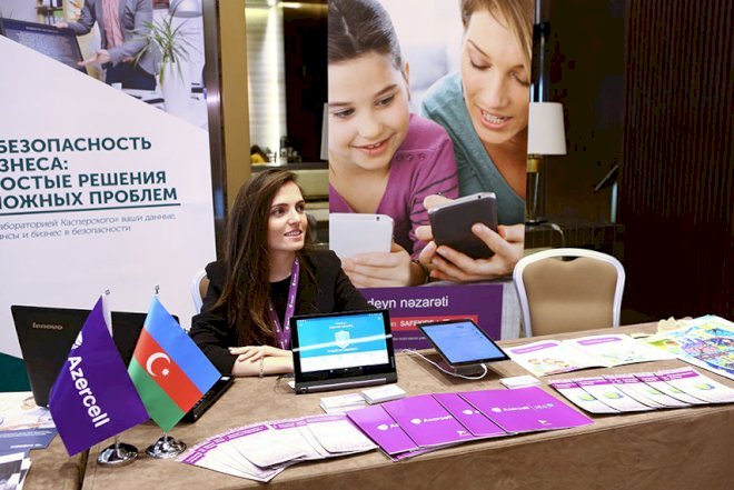    Azercell İnternet İdarəçilik Forumunda iştirak edib   