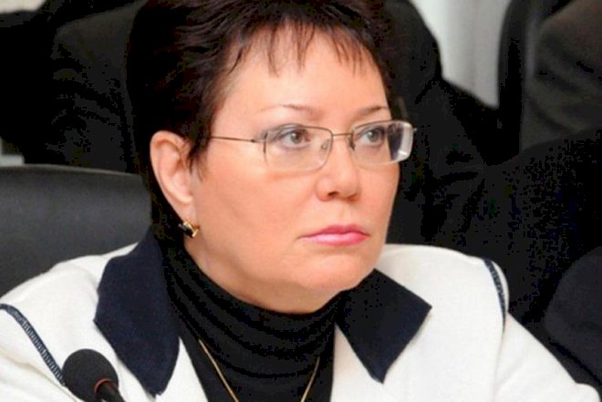    “Hansısa məmurun “qara kassa”sını doldururuq” - Elmira Axundova   