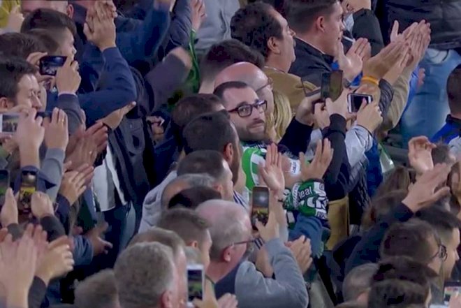    Messi rəqib klubun azarkeşləri tərəfindən alqışlandı    