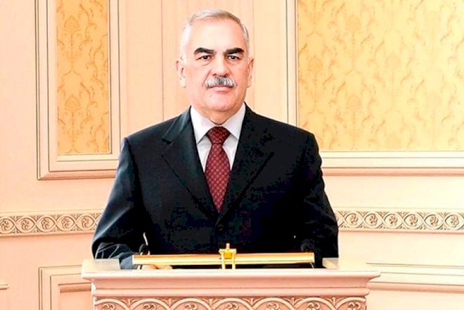    Vasif Talıbov nazir müavinini işdən çıxardı   