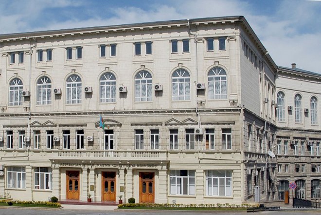    Hakimlərin maaşları artırılır   