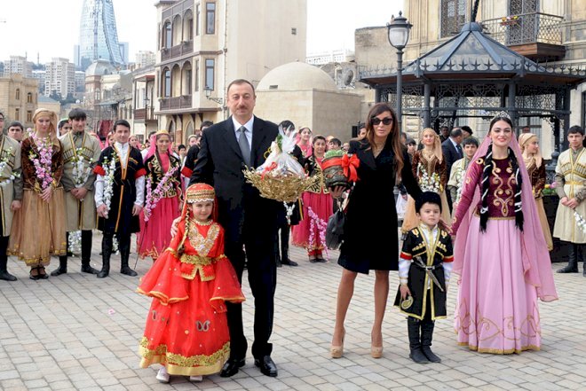    İlham Əliyev Novruz şənliyində   