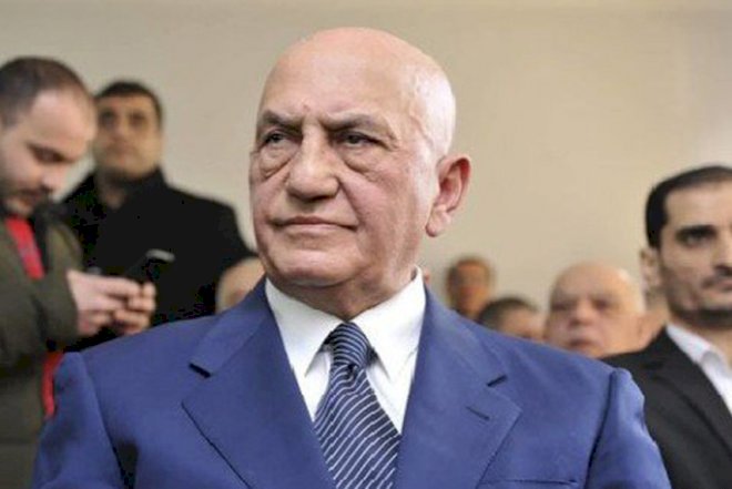    Əli İnsanov müxalifət liderinə çevrilə biləcəkmi? – Şərh   