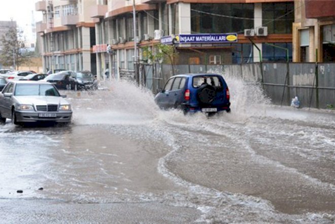    Şimşək çaxacaq, yağış yağacaq, leysan olacaq...   