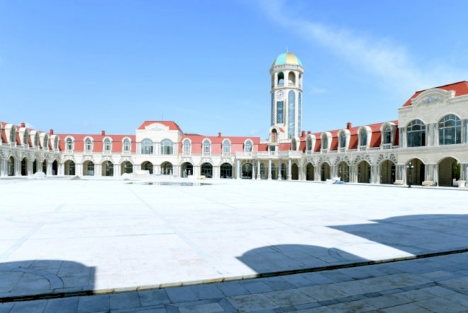    Naxçıvanda saat formasında kompleks tikilir   