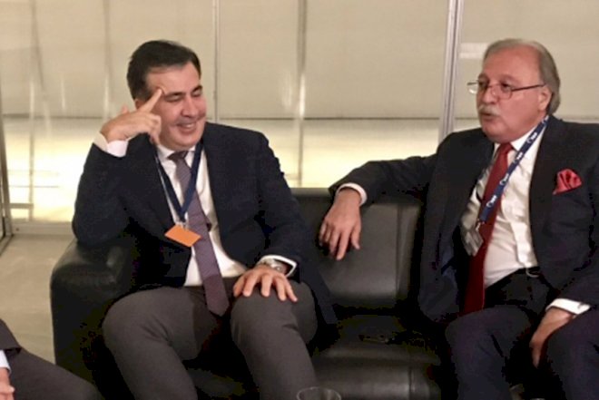    Saakaşvilinin partiyasına sədr seçildi   