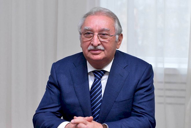    Keçmiş deputatın bankı iflas edir?    