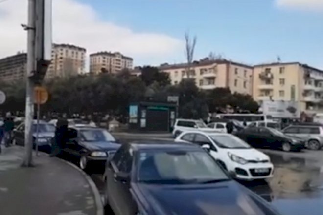    Yanğınla əlaqədar nəqliyyatın hərəkətində son vəziyyət - BNA   