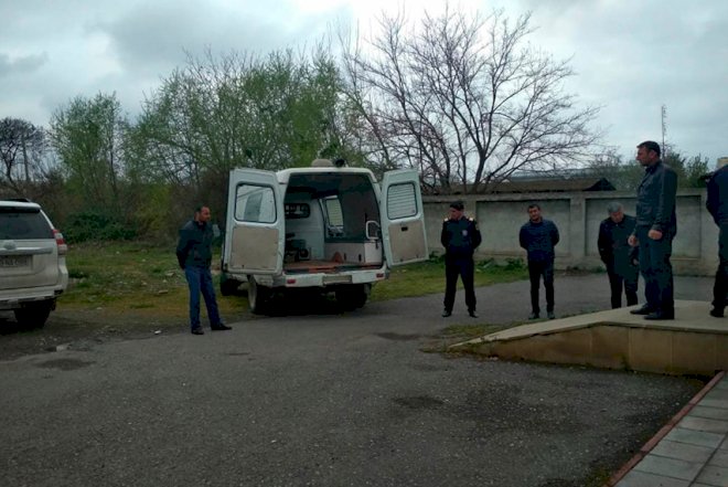    13 yaşlı uşağı maşın vurub öldürdü   