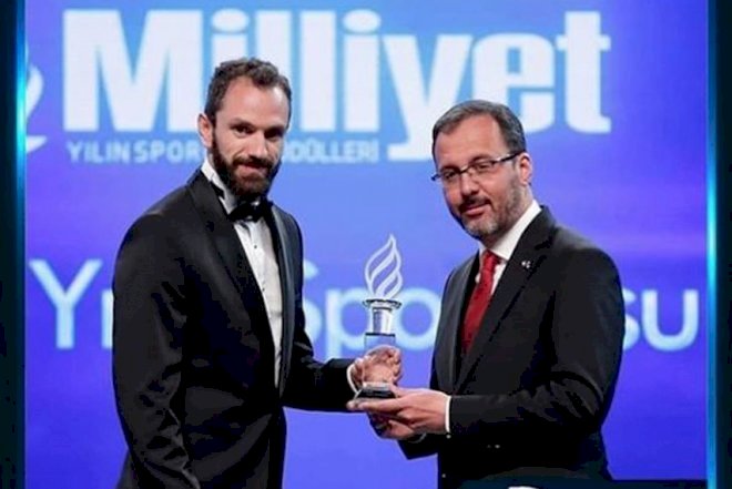    Ramil Quliyev Türkiyənin ən yaxşı idmançısı seçildi   