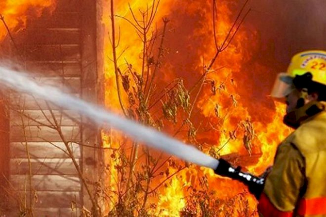    Tovuzda 16 otaqlı ev yanıb   