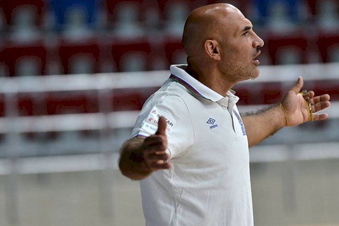    “Uşaqların ayaqları əsir, qorxurlar“- Ağatahir Əzimov   