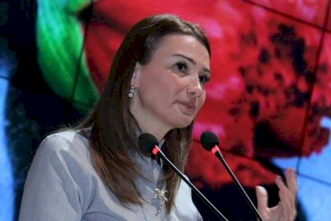    “Bu nə dəhşətdi, İlahi?” – Deputat qızların videosundan heyrətə gəldi   