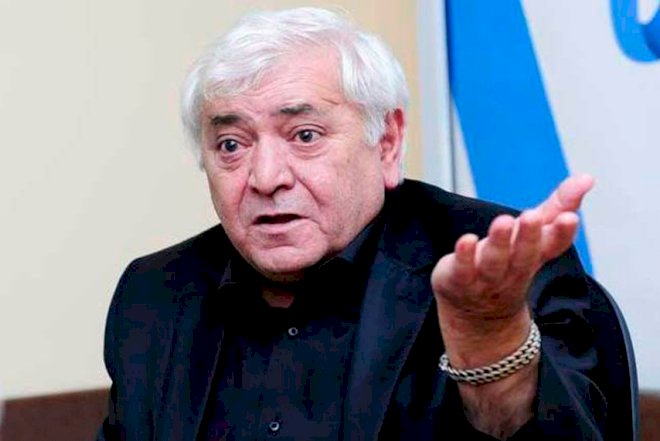    “Bilir ki, bir qələt edə bilməyəcək” –   Aqil Abbas