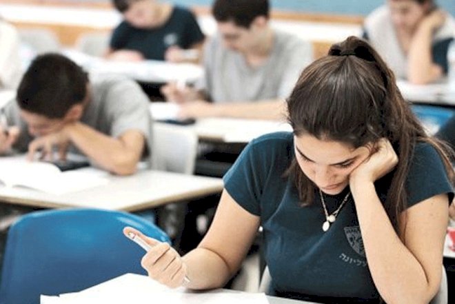    Rezidenturaya qəbul başlayır   