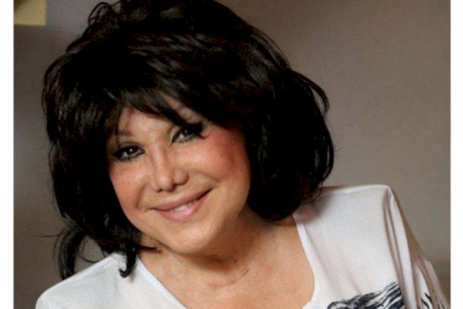    “Lüt soyunub, salfetka ilə oynayacaqdı...” - Flora Kərimova yazır   