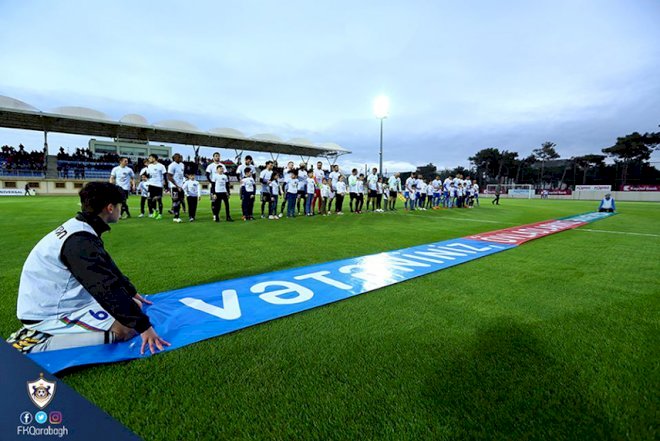    “Sumqayıt” – “Qarabağ” matçında şəhidlər yad edildi   