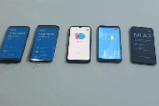    Gürcüstandan keçirilən telefonlar aşkarlandı   