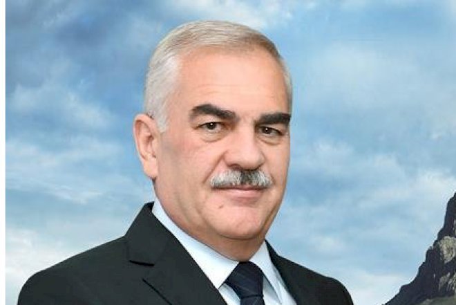    Vasif Talıbov daha bir kitabı “oxumalı kitablar” siyahısına daxil etdi   