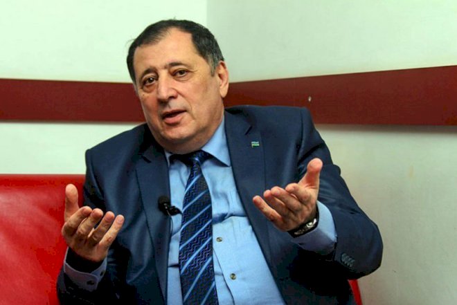    Meyxana müsabiqəsində münsif olan şair – “Meyxana sənət deyil”   