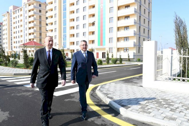    Əliyev köçkün şəhərciyində - Fotolar   