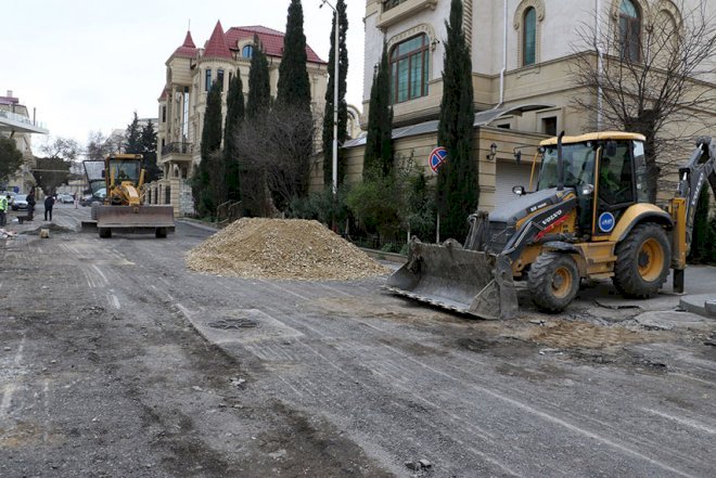    Daha bir küçə təmir olunur   