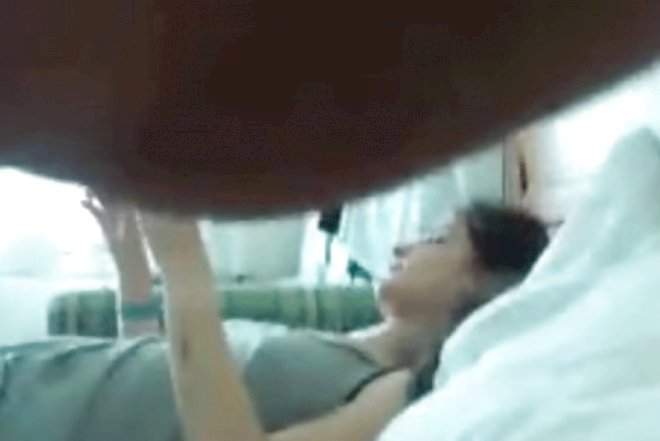    Arvadlarını başqa kişilərlə yataqda çəkib görüntünü porno sayta yüklədilər - Video   