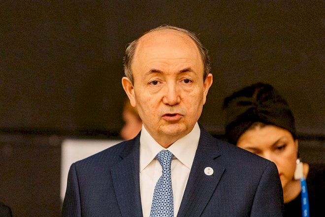    Nazir ciddi nöqsanlara görə hakimi işdən çıxardı   - Foto