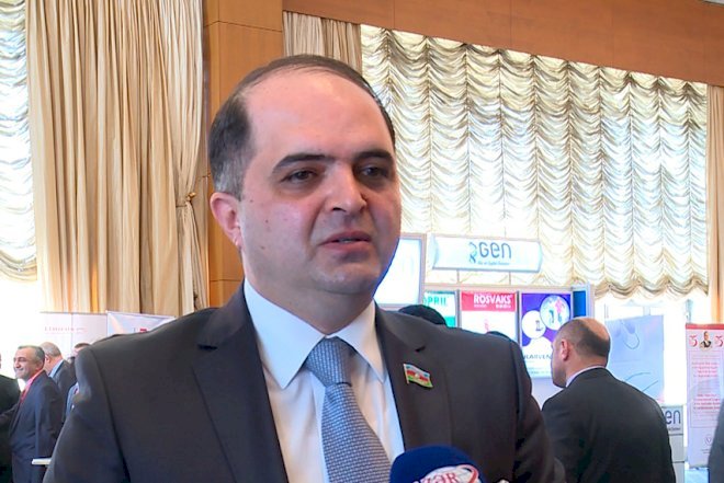    Ekspert həyat yoldaşının ölümündə deputatı günahlandırdı   