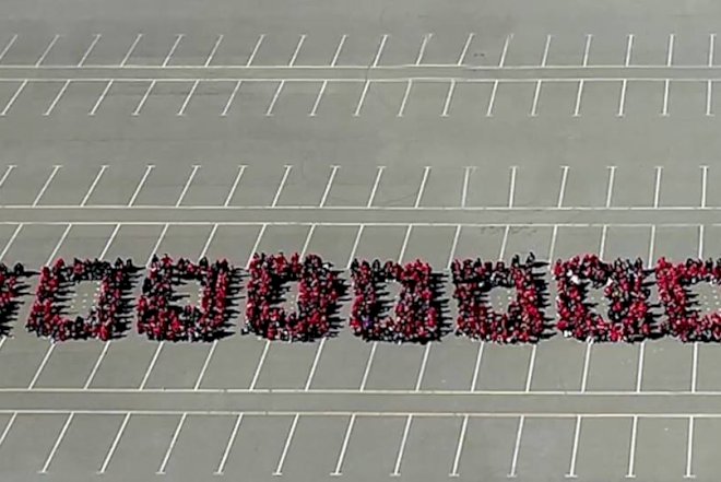    10 milyonuncu sakinin şərəfinə Bayraq Meydanında fləş-mob    