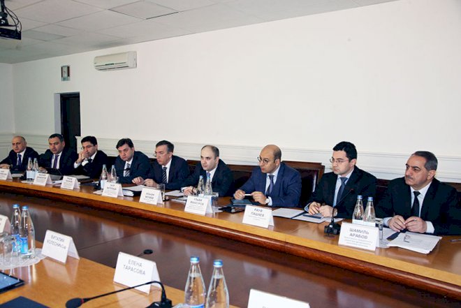    Nazir Rusiya nümayəndə heyəti ilə görüşdü   