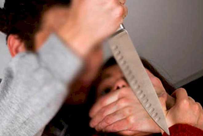    Bakıda ər arvadı bıçaqladı   