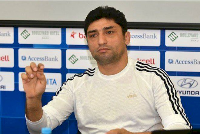    “İstefa versə də, heç nə dəyişməyəcək” – Aslan Kərimov   