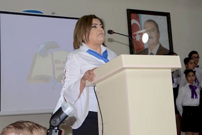    Direktor Elinanın anasına rüşvət təklif edib   