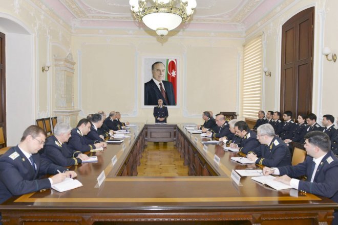    Zakir Qaralov əməliyyat müşavirəsi keçirdi   