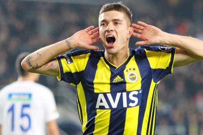    “Fenerbaxça”nın futbolçusu “Başakşehir”də   