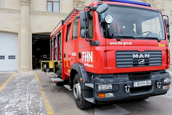    Sabunçuda minik avtomobili yandı   
