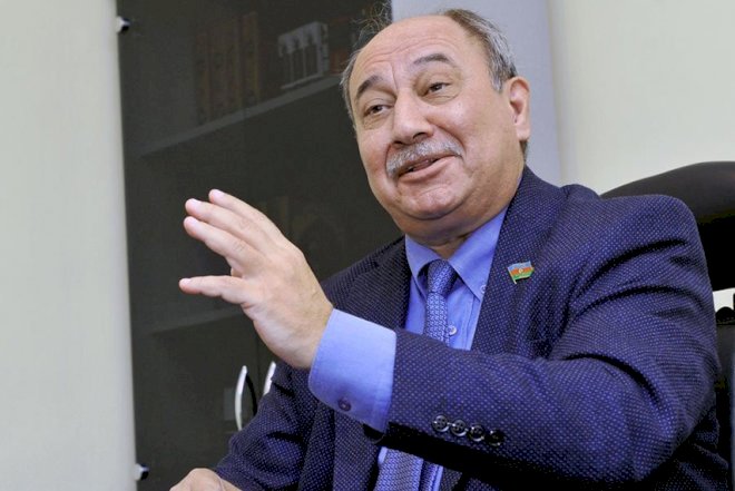    “Sosial şəbəkələr insanların mənəviyyatını pozur“ - Araz Əlizadə   