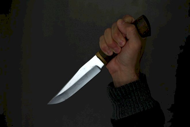   Azərbaycanda polis ürəyindən bıçaqlandı   