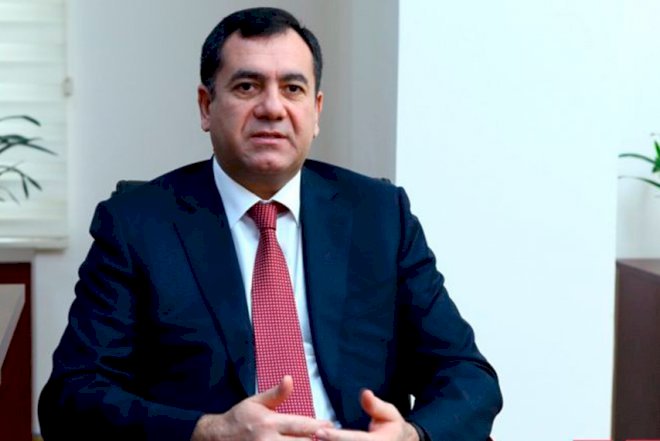    “Birdən İlham Əliyev əlini yelləyib dedi ki, “sağ olun, mən getdim”...”   