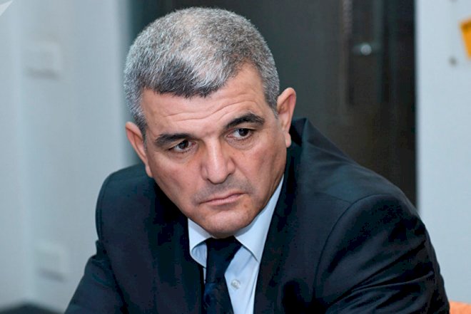    “Bir sürü danabaş bizə əxlaq dərsi keçməyə çalışır” – Fazil Mustafa   