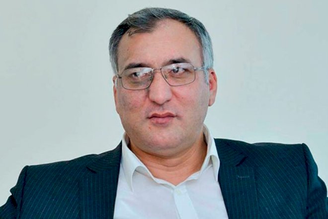    Bayram Nurlu pozitiv adamdır...   