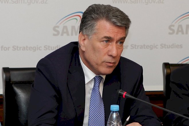    “Vəkil də hakim, prokuror qədər savadlı olmalıdır“ - Deputat   