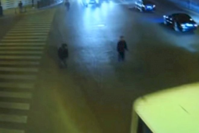    Bakıda “rolik”li gənclər ölümlə üz-üzə - Video   