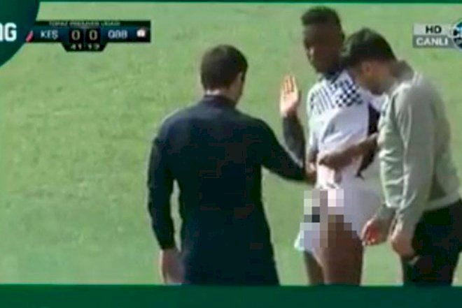    Şortunu qaldıran futbolçu ilə bağlı “Qəbələ”dən açıqlama   