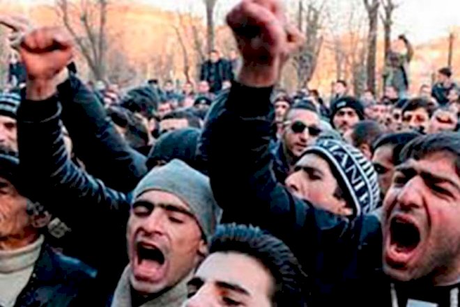    İcra başçısına qarşı aksiyada atışma – Ermənistanda   