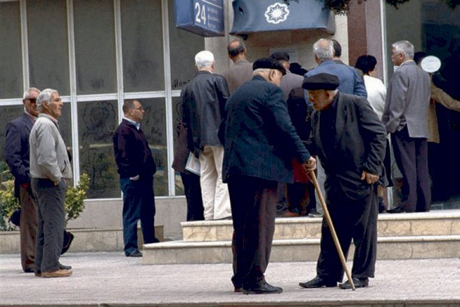    Nazirlik müavinət və təqaüd alanlarla bağlı məlumat yaydı -   Rəsmi