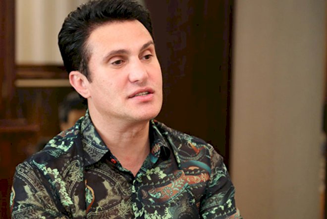    Nadir Qafarzadə: “İndi arvada söz də demək olmur“   