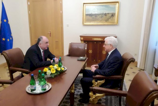    Elmar Məmmədyarov polşalı həmkarı ilə görüşüb   